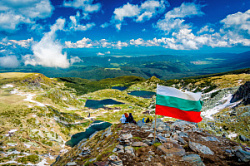 Для получения туристической мультивизы в Болгарию